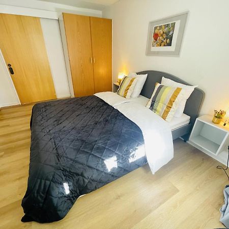 Aday - Central Terrace Apartment In Hjørring المظهر الخارجي الصورة