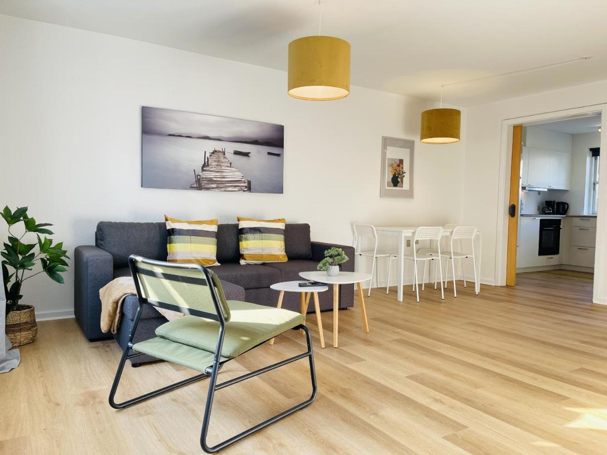 Aday - Central Terrace Apartment In Hjørring المظهر الخارجي الصورة